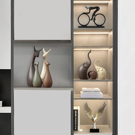 Quirtis Rustic Ceramic Deer Figurine Set - 4-Piece Decorative Home and Garden Decor